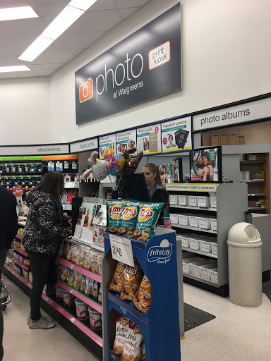 Drug Store «Walgreens», reviews and photos, 2535 William Penn Hwy, Palmer Township, PA 18045, USA