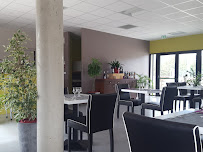 Atmosphère du Restaurant Le Relais de l'Haunay à Argeliers - n°1