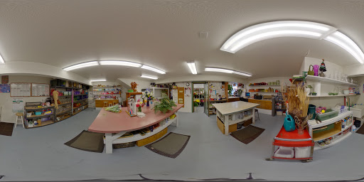 Florist «Country Living Florist & Fine Gifts», reviews and photos, 1309 11th St #105, Arcata, CA 95521, USA