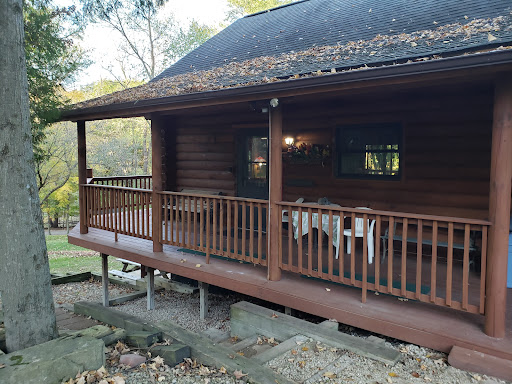 Cabin Rental Agency «Grumpsters Log Cabins», reviews and photos, 535 Ash St, McGregor, IA 52157, USA