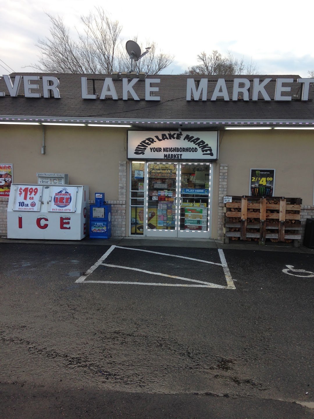 Silver Lake Market & Pizza