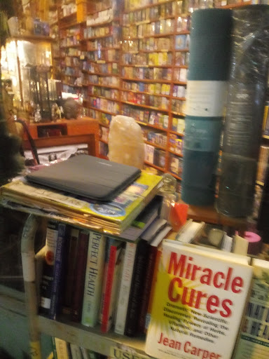 Book Store «Thunderbolt Spiritual Books», reviews and photos, 512 Santa Monica Blvd, Santa Monica, CA 90401, USA