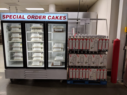 Shopping Mall «Jordan Creek Town Center», reviews and photos, 101 Jordan Creek Pkwy, West Des Moines, IA 50266, USA