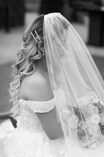 Bridal Shop «Bella Bridal Gallery», reviews and photos, 4301 Orchard Lake Rd Suite 190, West Bloomfield Township, MI 48323, USA