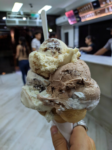 Heladería Las Malvinas - Ice cream shop en La Rioja