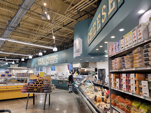 Grocery Store «Whole Foods Market», reviews and photos, 94 Derby St, Hingham, MA 02043, USA