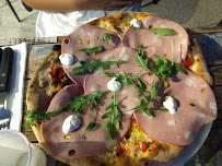 Plats et boissons du Pizzeria Ital Pizza à Antibes - n°15