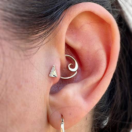 Explore lung cancer ribbon tattoo ideas, creative tattoo ideas in Albuquerque, available at Evolution Body Piercing