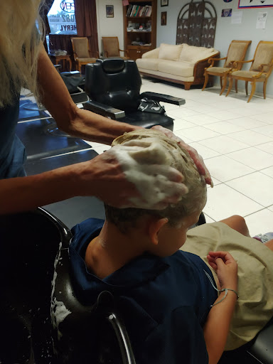 Barber Shop «Cape Barber Shop», reviews and photos, 4711 Coronado Pkwy, Cape Coral, FL 33904, USA