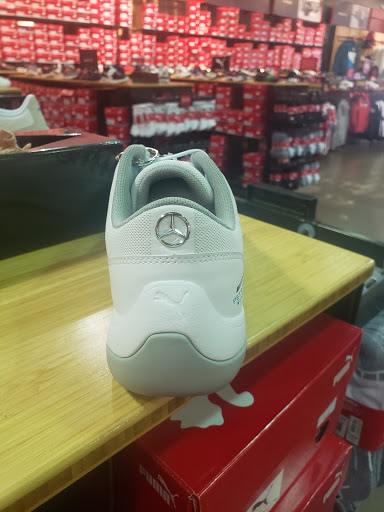 Shoe Store «PUMA», reviews and photos, 3939 S Interstate Hwy 35 #790, San Marcos, TX 78666, USA