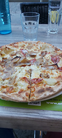 Pizza du Pizzeria Les Douves à Sévérac-d'Aveyron - n°6