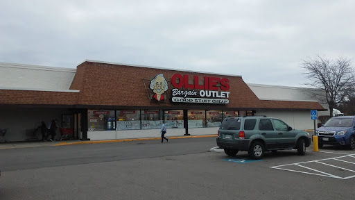 Ollies Bargain Outlet image 10