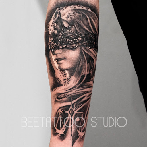 Explore camper tattoo ideas, creative tattoo ideas in Flushing, available at Bee Tattoo Studio
