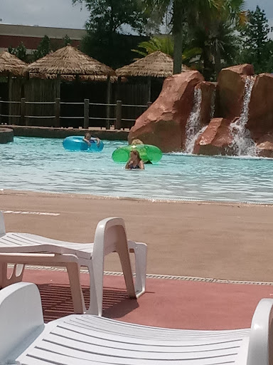 Water Park «Surf Lagoon Water Park», reviews and photos, 130 Towne Center Blvd, Pooler, GA 31322, USA