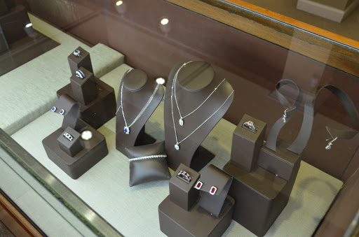 Jeweler «Jamie Hood Jewelers», reviews and photos, 2508 Avalon Ave, Muscle Shoals, AL 35661, USA