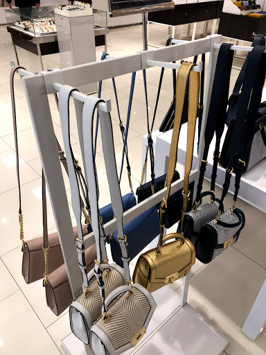 Fashion Accessories Store «Michael Kors», reviews and photos, 20-A Killingworth Turnpike #430, Clinton, CT 06413, USA