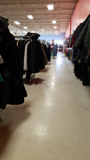 Thrift Store «Goodwill - Bloomington», reviews and photos, 7845 Lyndale Ave S, Bloomington, MN 55420, USA