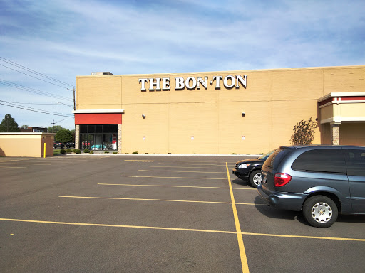 Department Store «Bon-Ton», reviews and photos, 1090 Union Rd, West Seneca, NY 14224, USA