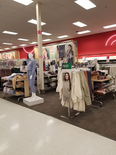 Department Store «Target», reviews and photos, 2800 Naglee Rd, Tracy, CA 95304, USA