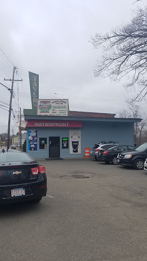 Night Club «The Waterfront Tavern 