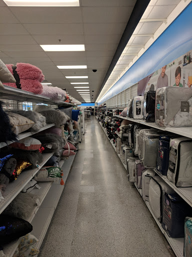 Clothing Store «Ross Dress for Less», reviews and photos, 9773 Jefferson Davis Hwy, Fredericksburg, VA 22408, USA