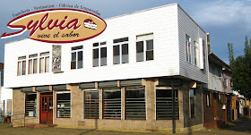Pastelería Sylvia. Repostería Fina, Empanadas, Restaurante