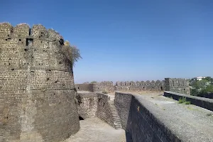 Kille Dharur Fort image