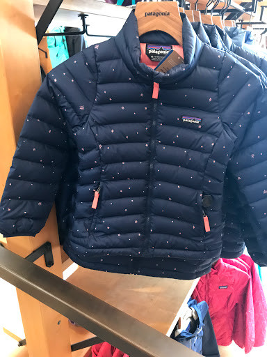 Stores to buy men's jackets Seattle