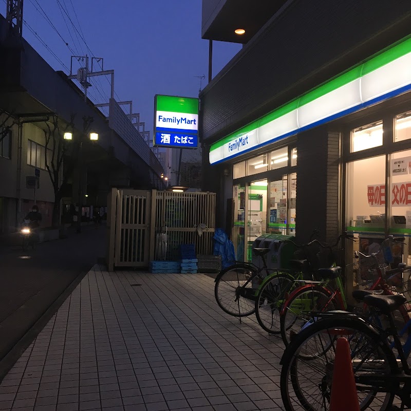 ファミリーマート 堺駅南口店