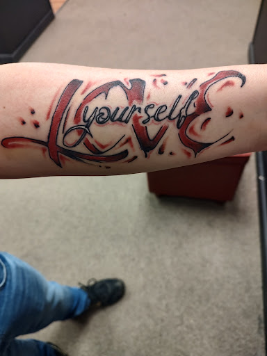 Explore sister name tattoo ideas, creative tattoo ideas in Export, available at Patriotic pain tattoo