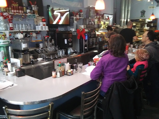 Coffee Shop «Edgebrook Coffee Shop», reviews and photos, 6322 N Central Ave, Chicago, IL 60646, USA