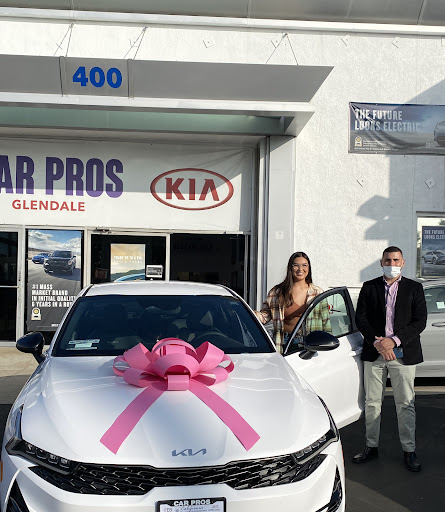 Kia Dealer «Car Pros Kia Glendale», reviews and photos, 400 S Brand Blvd, Glendale, CA 91204, USA