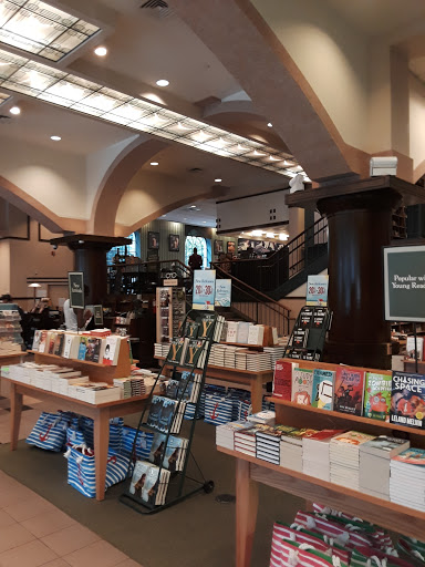 Book Store «Barnes & Noble», reviews and photos, 2289 Broadway, New York, NY 10024, USA