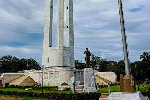 Quezon Memorial Circle image