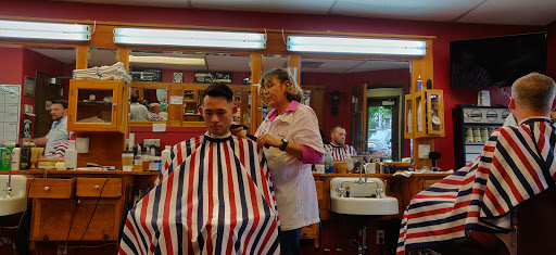 Barber Shop «Antique Barbershop», reviews and photos, 12290 SW Main St #2a, Tigard, OR 97223, USA