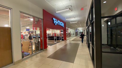 Shopping Mall «Town & Country Shopping Center», reviews and photos, 300 E Stroop Rd, Dayton, OH 45429, USA