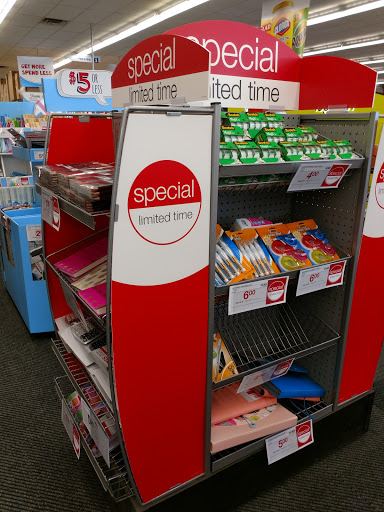 Office Supply Store «Staples», reviews and photos, 755 Lancaster Ave, Bryn Mawr, PA 19010, USA