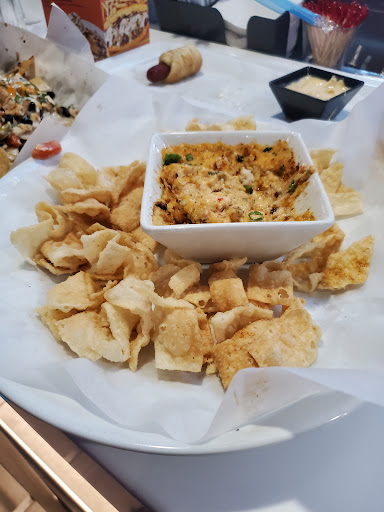 Sports Bar «Dave & Busters», reviews and photos