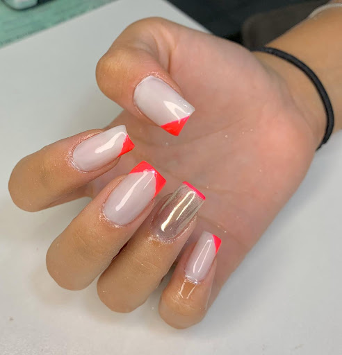 Logo da empresa - Maitê Baima Nails