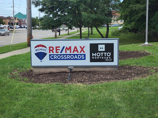 17149 Southpark Center, Strongsville, OH 44136, USA