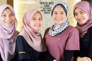 Klinik Pergigian DentalWise Care image