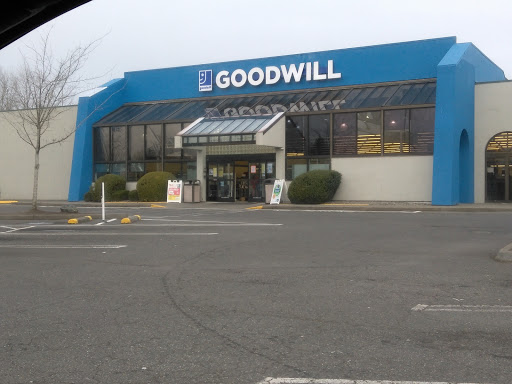 Thrift Store «72nd Street Goodwill», reviews and photos, 1415 E 72nd St, Tacoma, WA 98404, USA