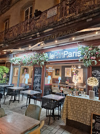Photos du propriétaire du Restaurant Le Petit Paris Grand Café Castel à Villeneuve-sur-Lot - n°12
