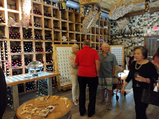 Wine Store «Wine Watch Inc», reviews and photos, 901 Progresso Dr # L11, Fort Lauderdale, FL 33304, USA