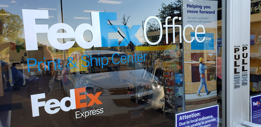 Print Shop «FedEx Office Print & Ship Center», reviews and photos, 11235 W 22nd St, Westchester, IL 60154, USA