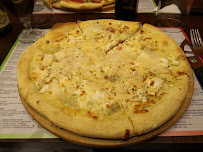 Pizza du Pizzeria La Baronne à Les Pennes-Mirabeau - n°16