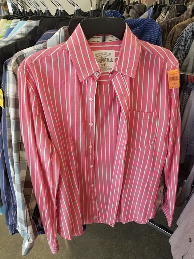 Thrift Store «Goodwill Store & Donation Center», reviews and photos, 5518 Touhy Ave, Skokie, IL 60077, USA