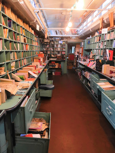 Librairie de livres d'occasion La Caverne aux Livres Auvers-sur-Oise