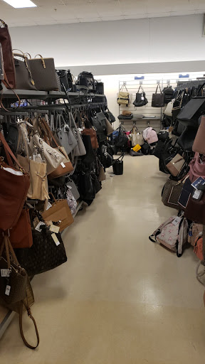 Department Store «Marshalls», reviews and photos, 2175 E Semoran Blvd, Apopka, FL 32703, USA