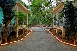 Gir Garjna The Cottage image